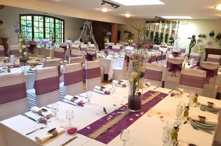The reception room is in the heart of Provence near Aix, Marseille and Aubagne and includes catering services