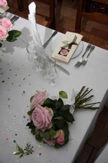 The framework of the Villa Quélude in Provence, the wedding room